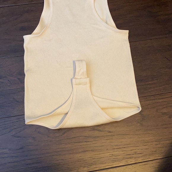 🎉2/$20 NWOT Sleeveless turtleneck bodysuit - Picture 3 of 4